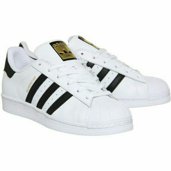 adidas Shoes - Adidas size 5 youth